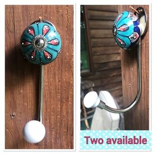 Set of 2 Ceramic wall hooks